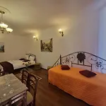 5* Royal House Near Unirii Square