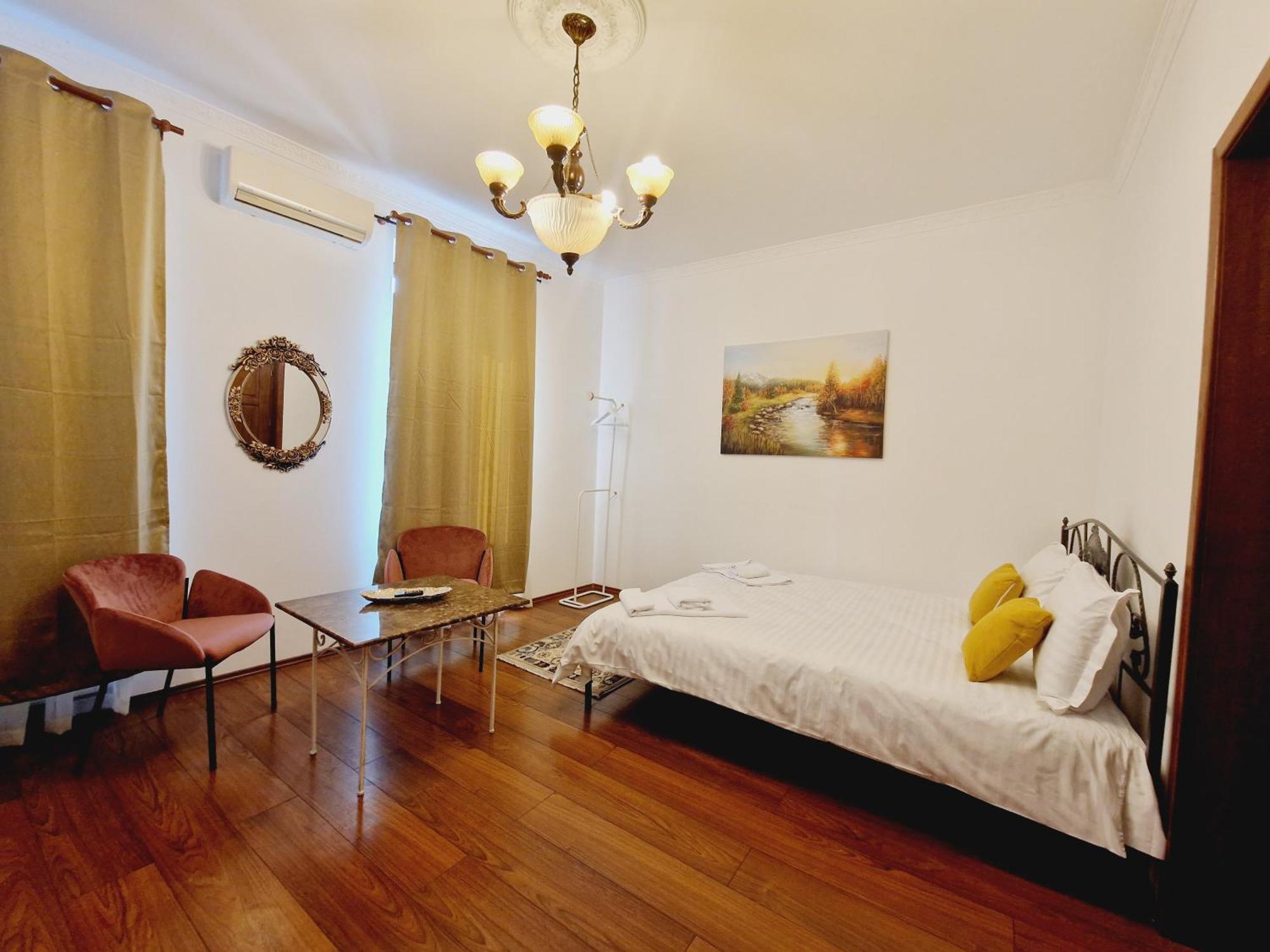 Villa 5* Royal House Near Unirii Square Cluj-Napoca